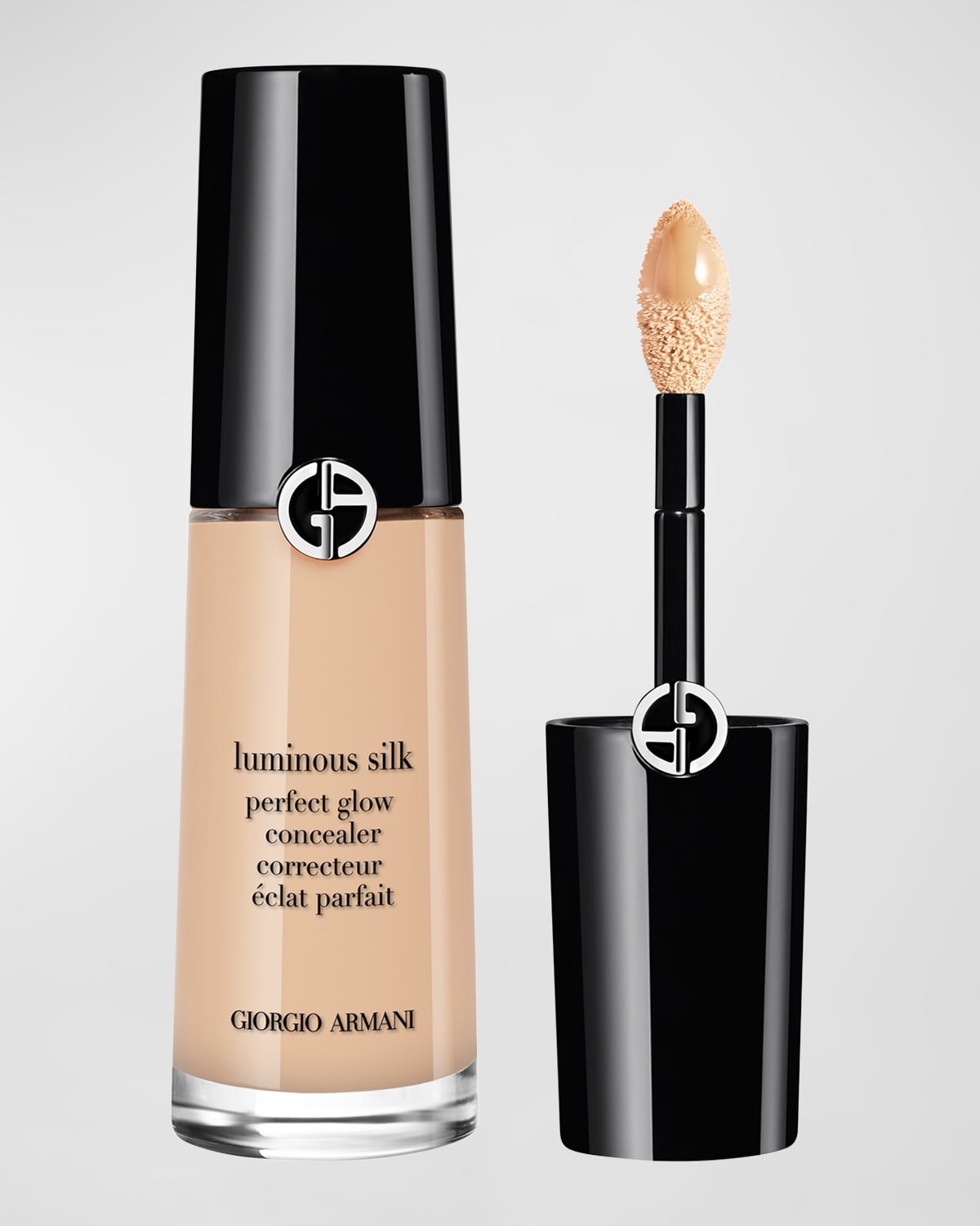 Shop Armani Beauty Luminous Silk Concealer In 4 Light/golden