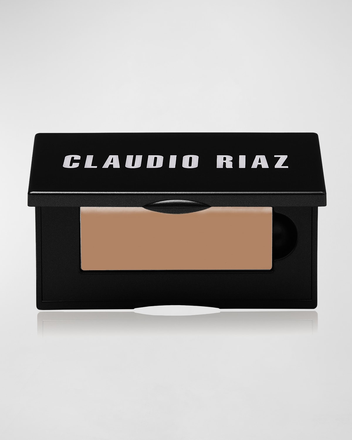 Claudio Riaz Conceal
