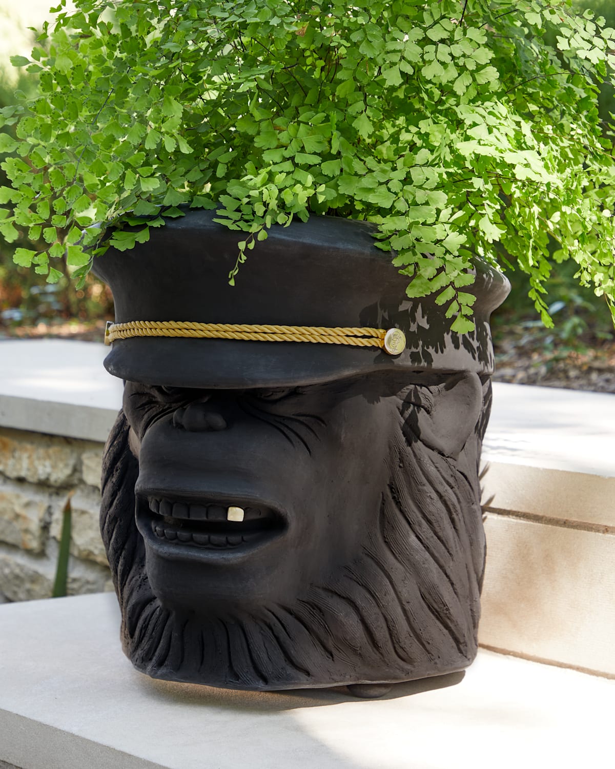 Garden Glory Big Monkey Face Pot In Black