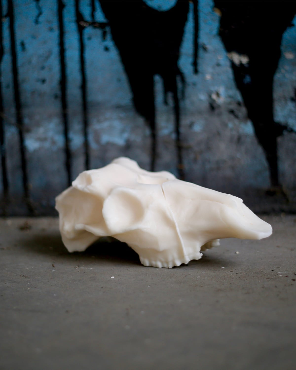 Evangeline Linens Deer Skull Soy Wax Candle In White