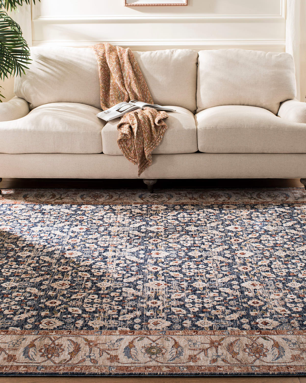 Ralph Lauren Carlingford Navy Power-loomed Rug, 8' X 10' In Navy/beige