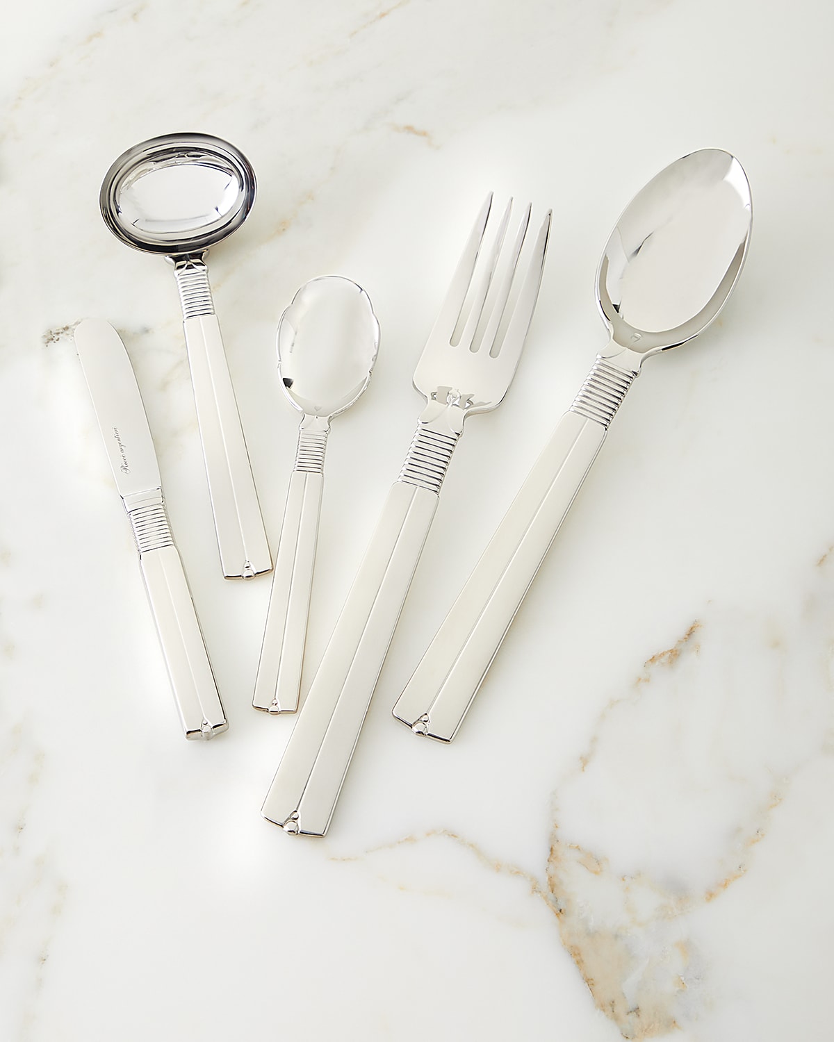 Shop Ricci Silversmith 5-piece Artisan Hostess Flatware Set In Silver