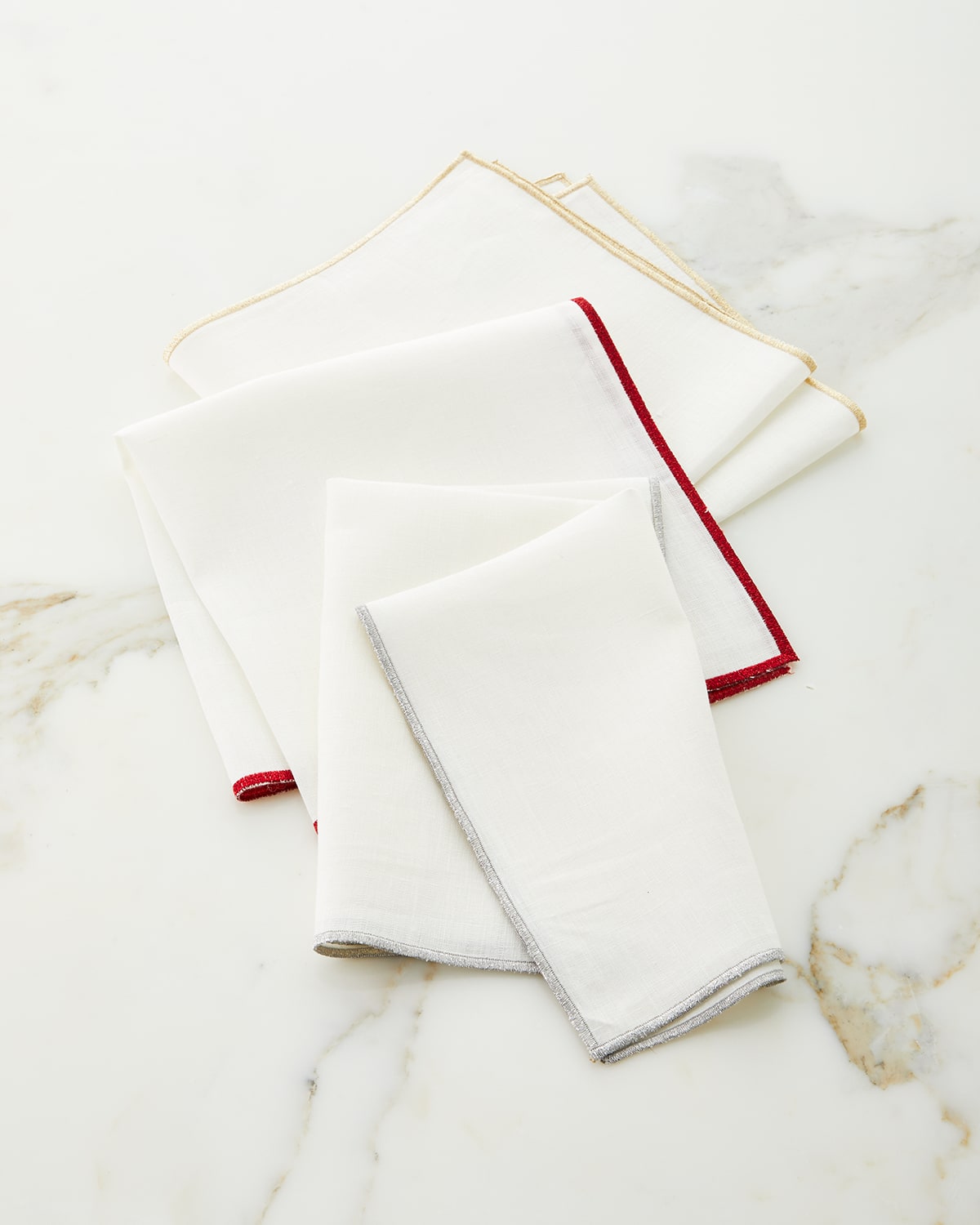 Shop Mode Living Bel Air Napkins, Set Of 4 In Red Metallic