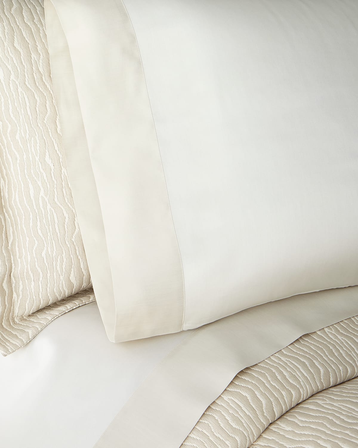Sferra Larro Standard Pillowcase, Pair - Exclusive