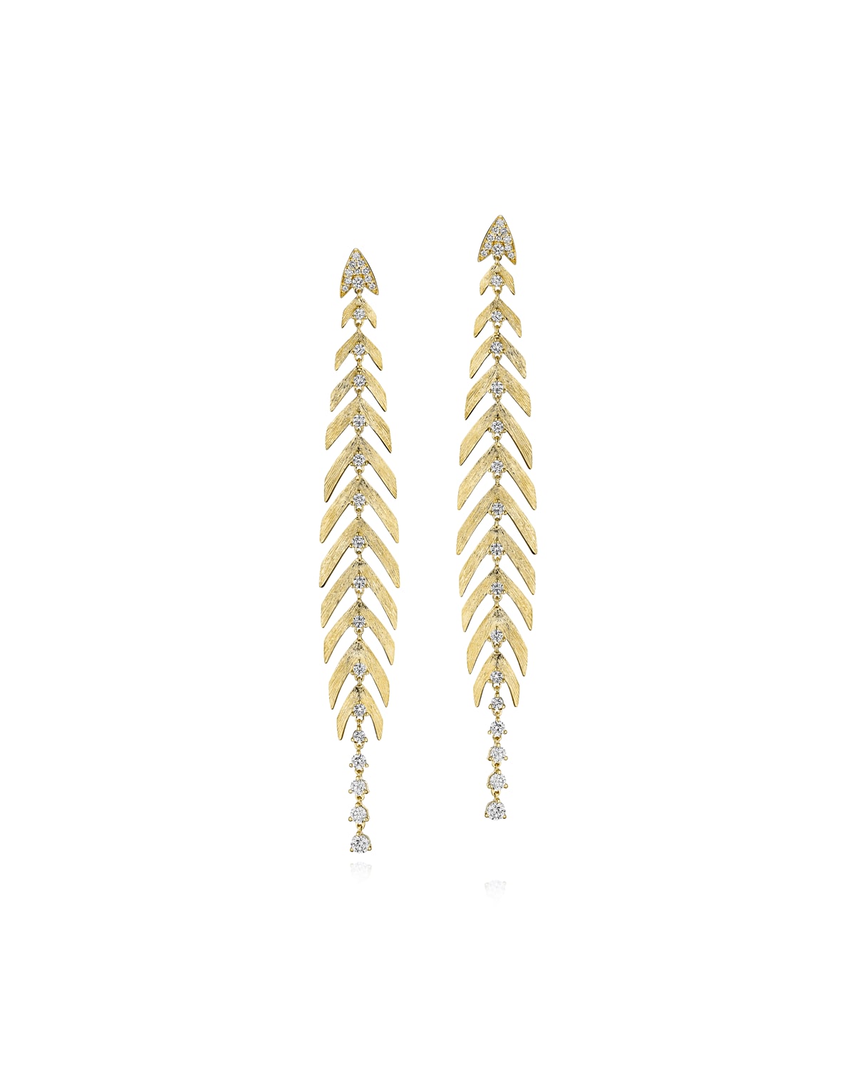 Hueb Bahia 18k Gold Linear Diamond Earrings
