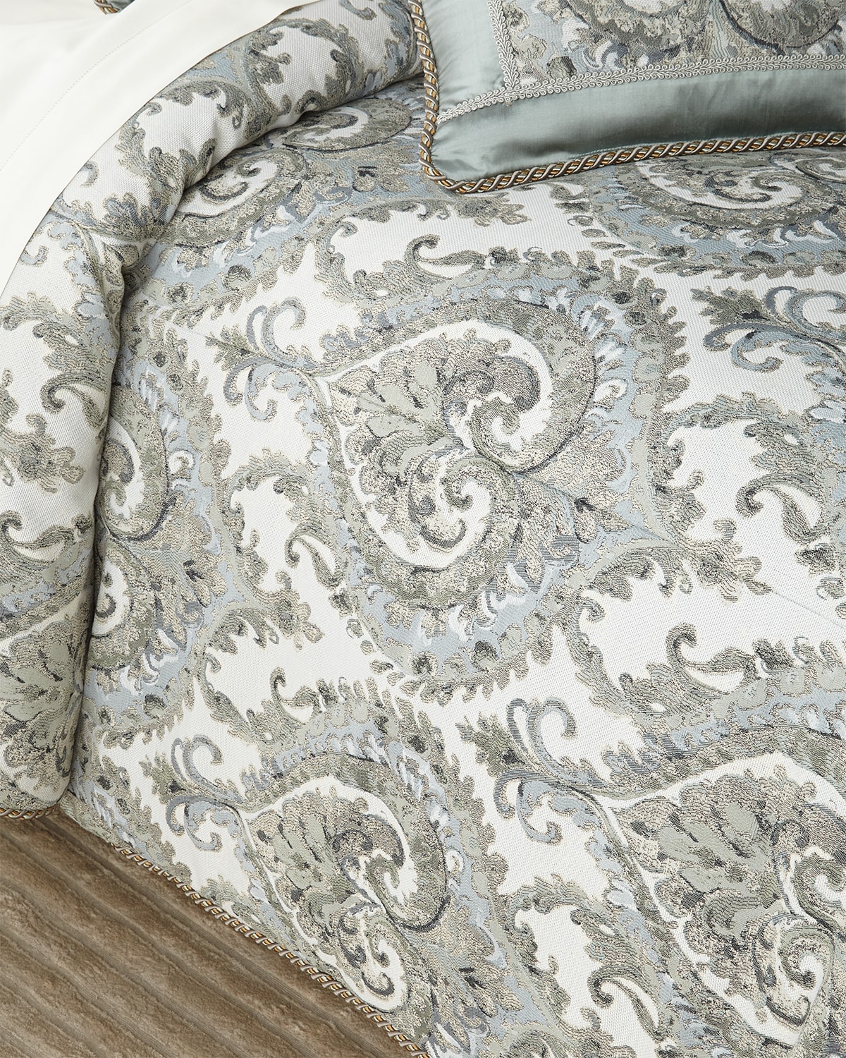 Austin Horn Collection Ainsley 3-piece Queen Comforter Set In Nile Blue