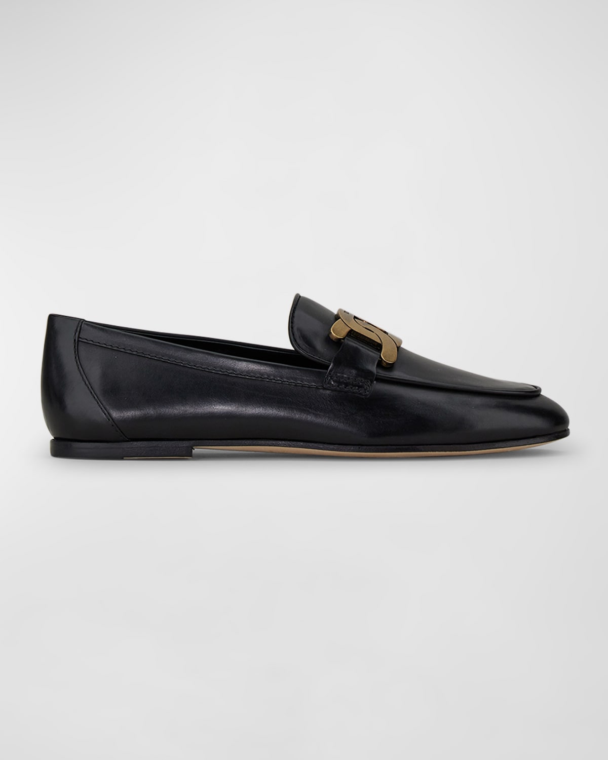 Shop Tod's Kate Chain Flat Loafers In Black