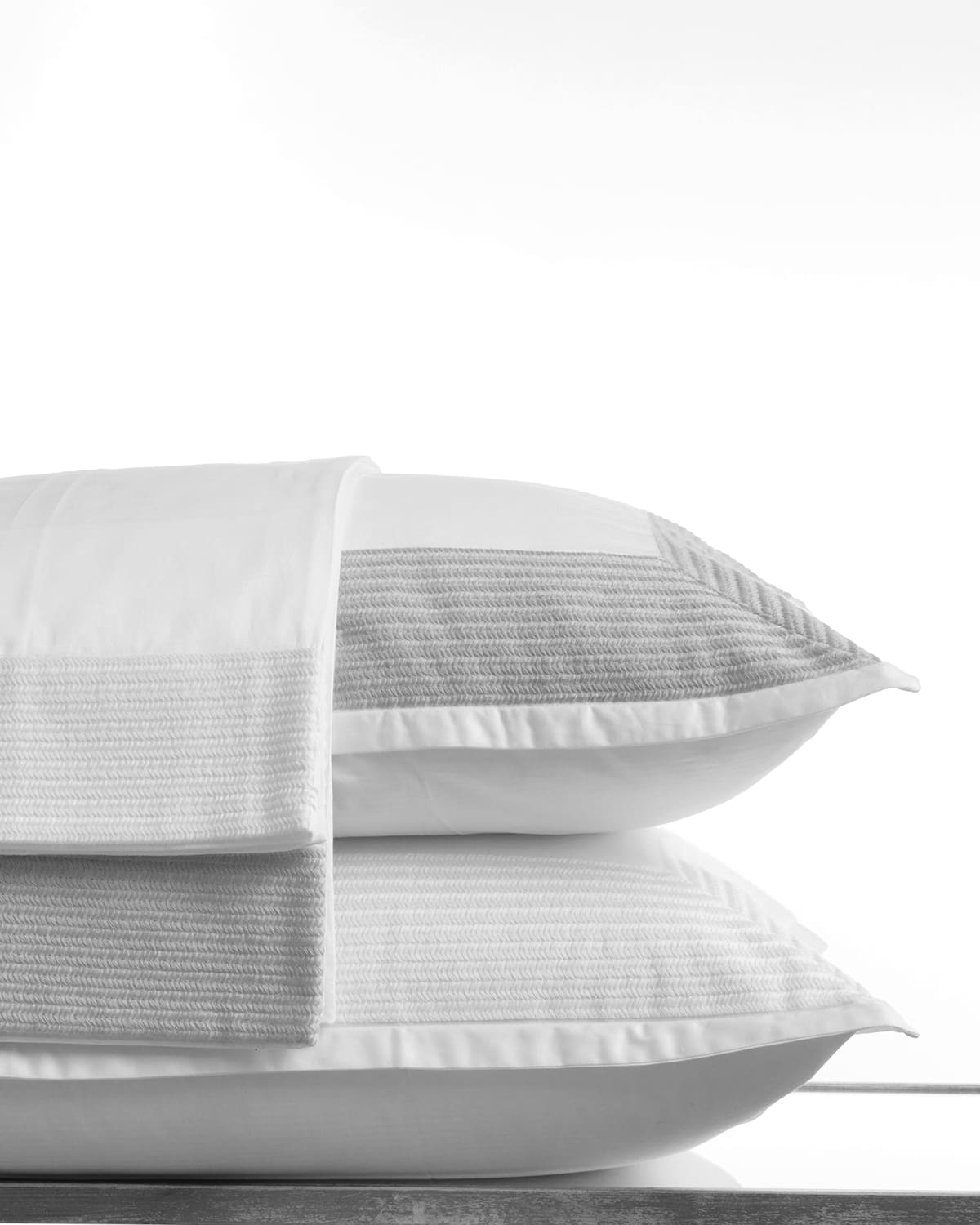 Bovi Fine Linens Herron Standard Pillowcase, Set Of 2 In Multi