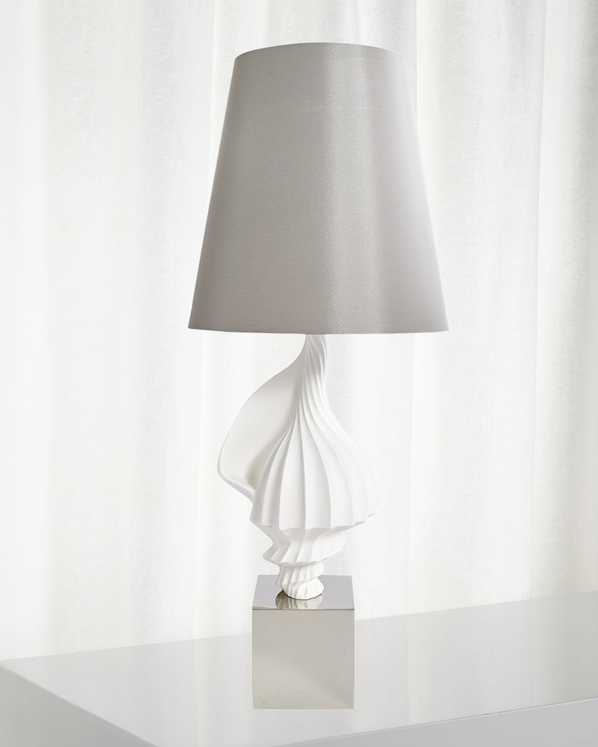 Shell Porcelain Table Lamp