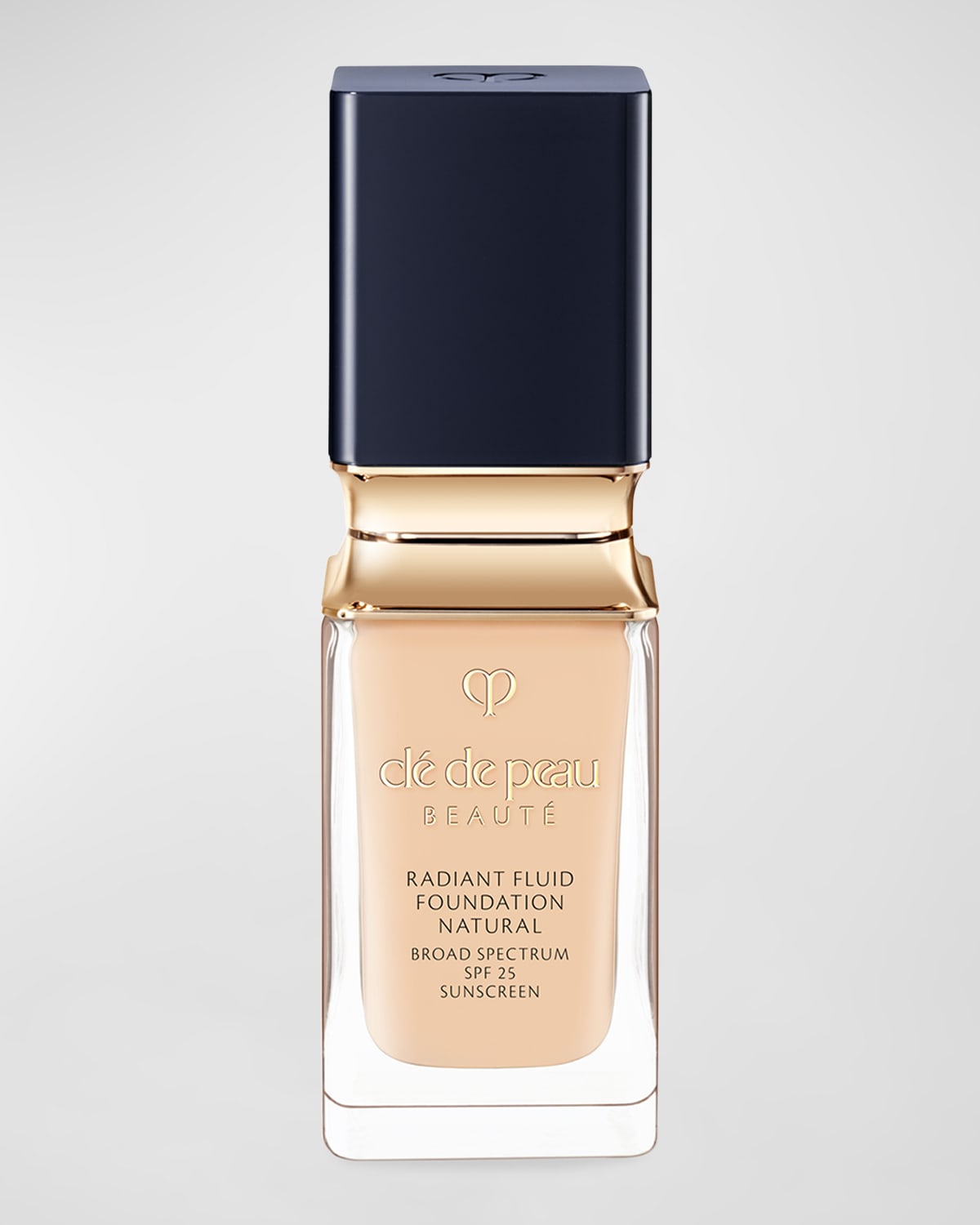 Clé De Peau Beauté Radiant Fluid Natural Foundation In Bf10 Light Buff