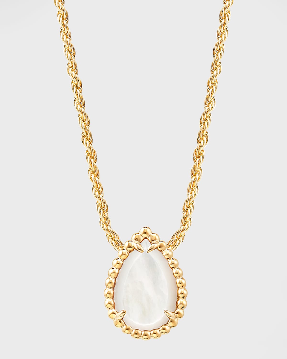 Serpent Boheme Small Mother-of-Pearl Necklace in Yellow Gold
