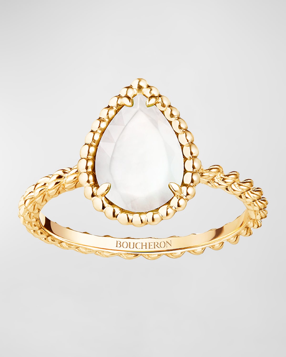 Serpent Boheme Mother-of-Pearl Ring in Yellow Gold, Size 52