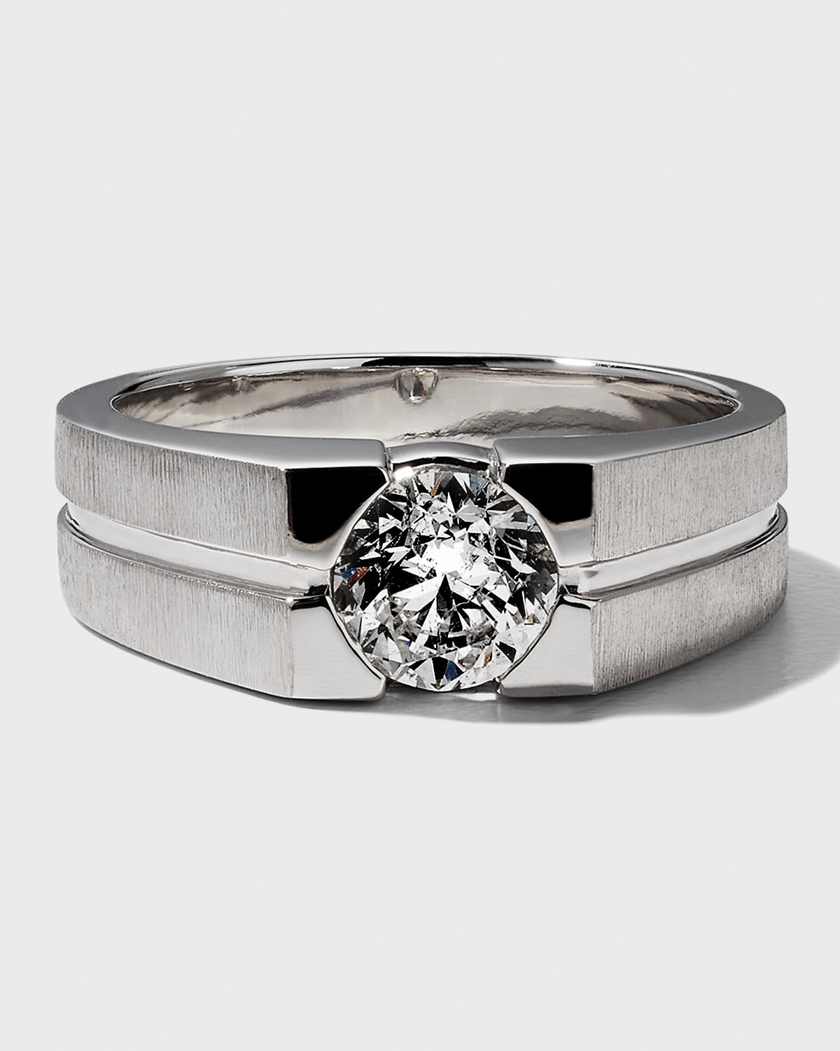 NM Diamond Collection Men's 18k White Gold Round Diamond Solitaire Ring, Size 9.5