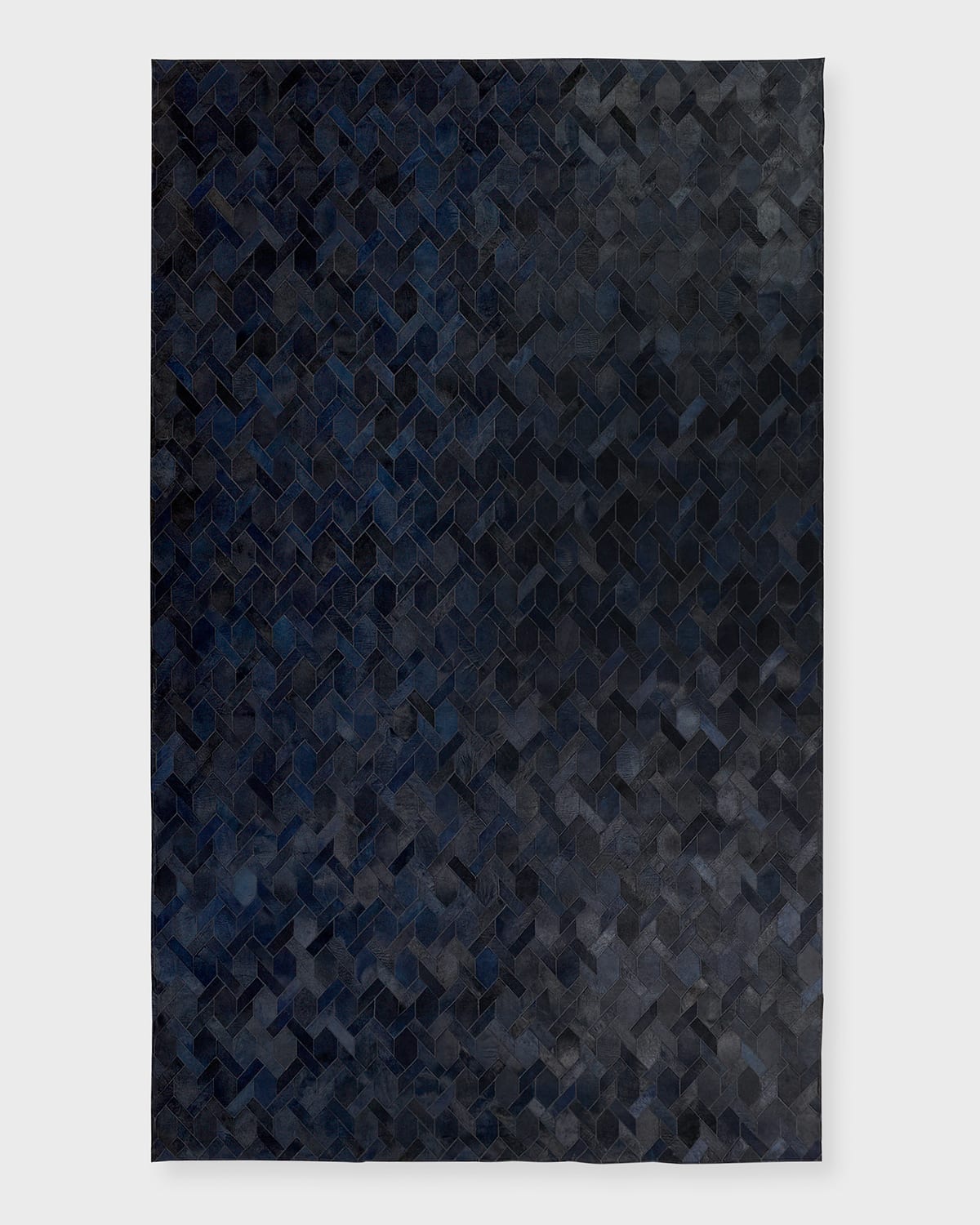 Exquisite Rugs Crescent Hair On Hide Rug, 5' X 8'
