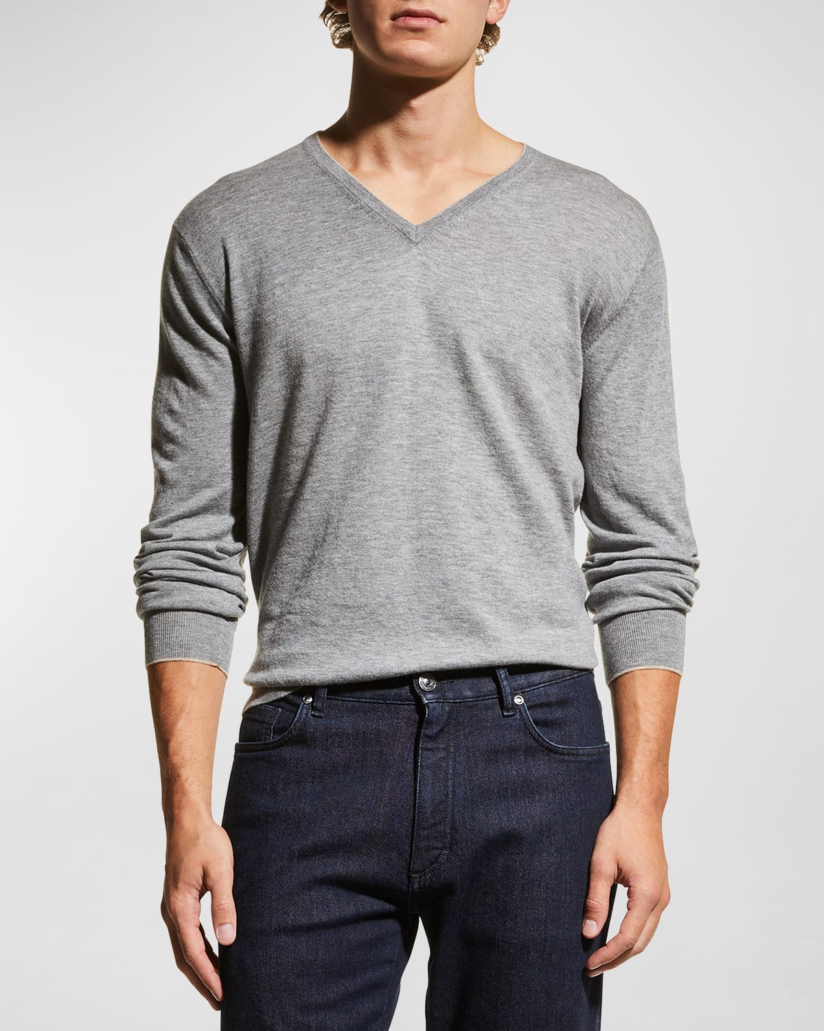 Men's Extra Lightweight Wool-Cashmere V-Neck Sweater