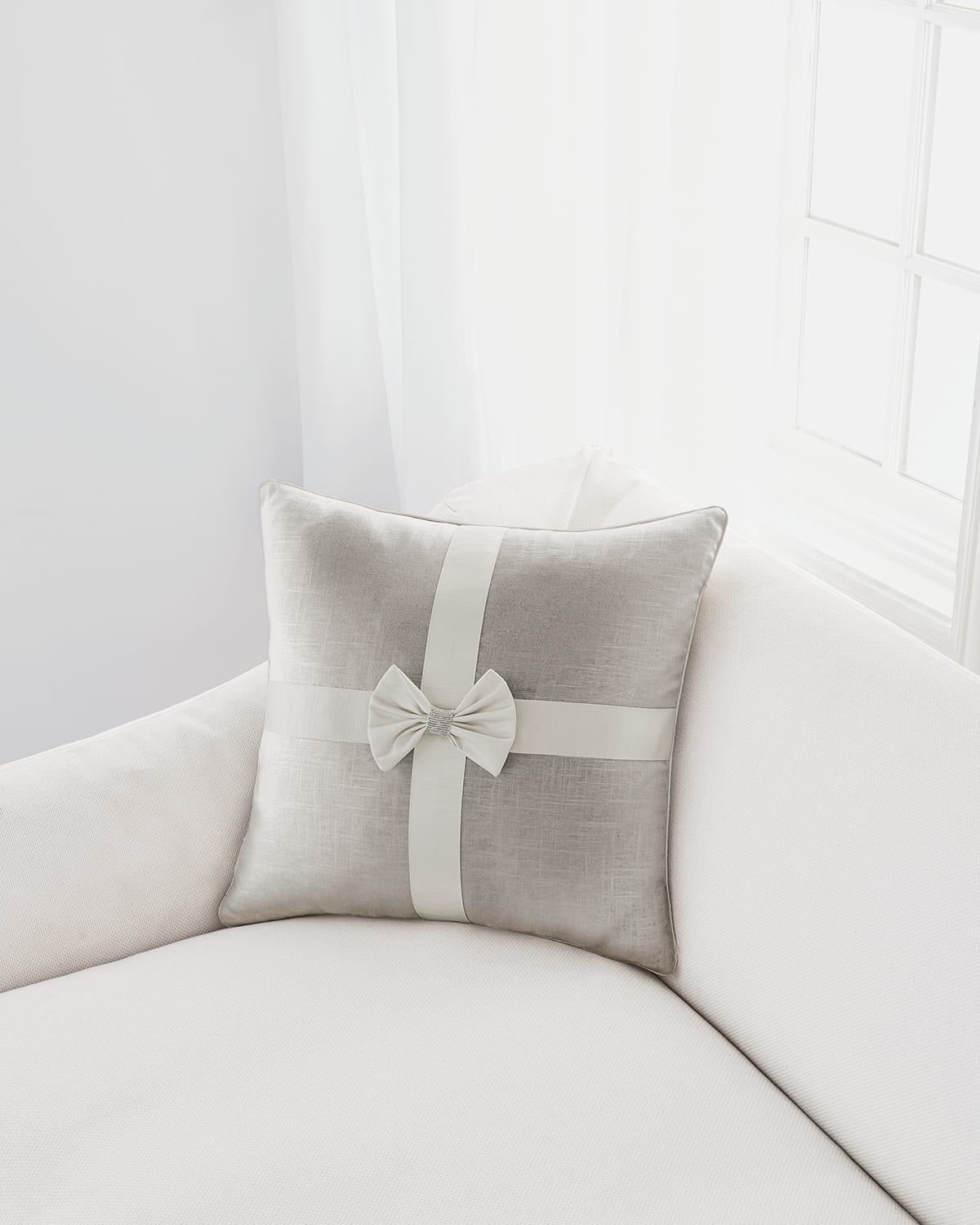 Gift Bow Decorative Pillow In Silver