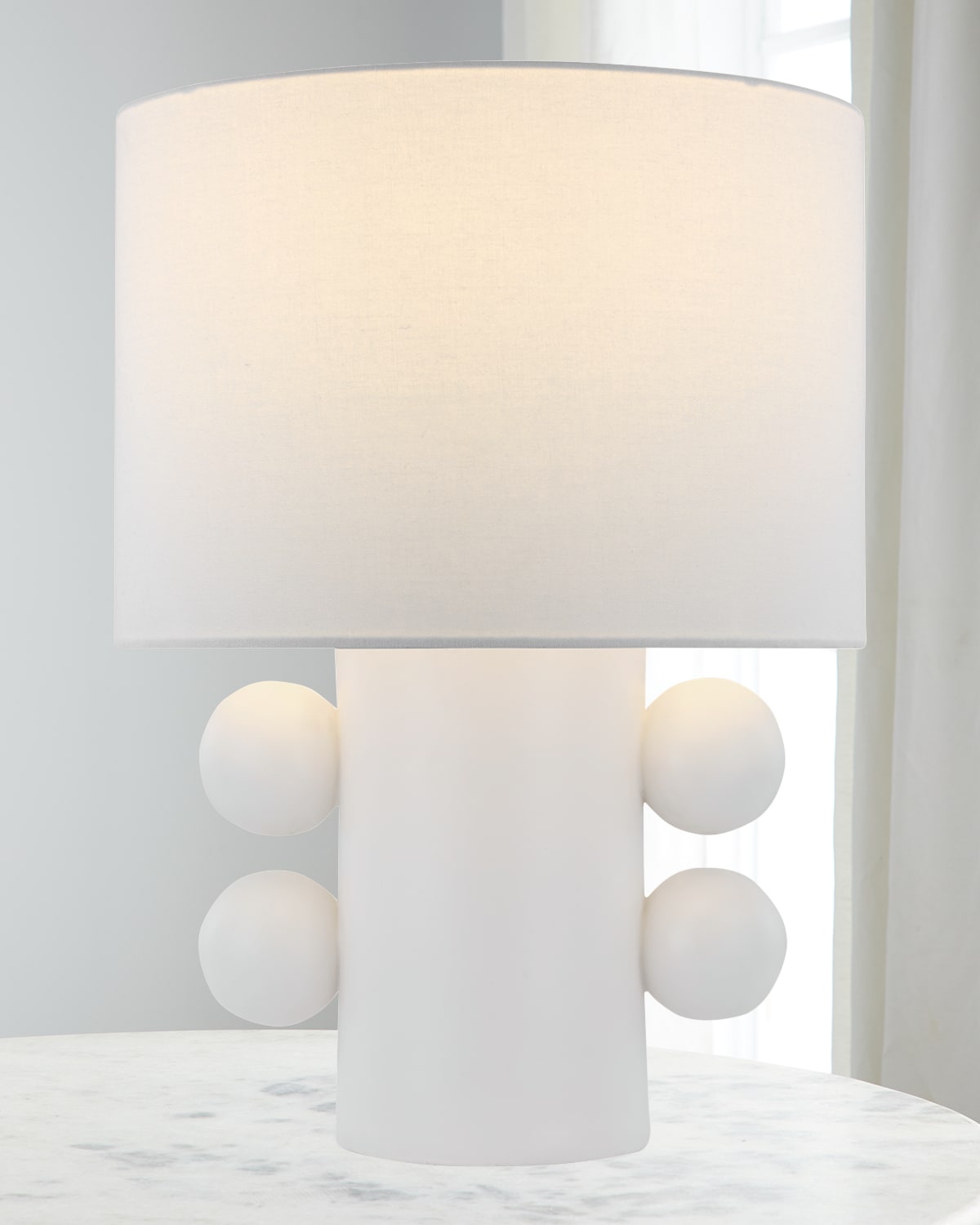 Visual Comfort Signature Tiglia Low Table Lamp By Kelly Wearstler In Plaster White
