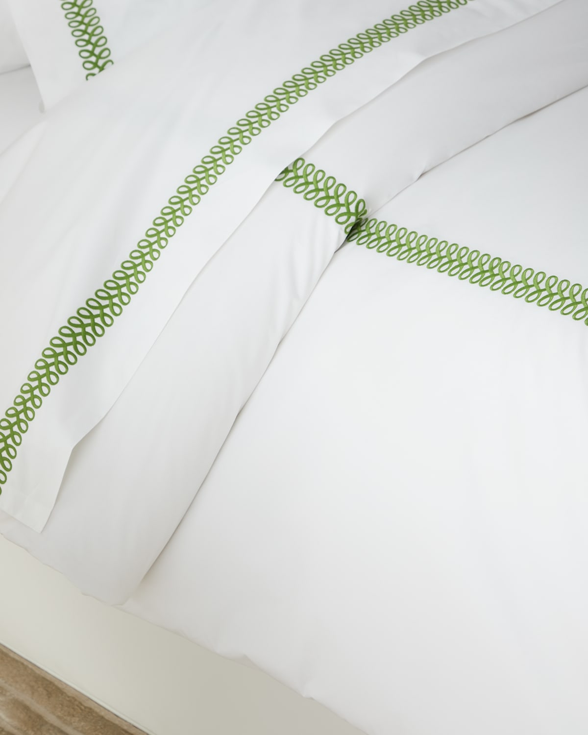 Matouk Schumacher Astor Braid Full/queen Duvet Cover In White