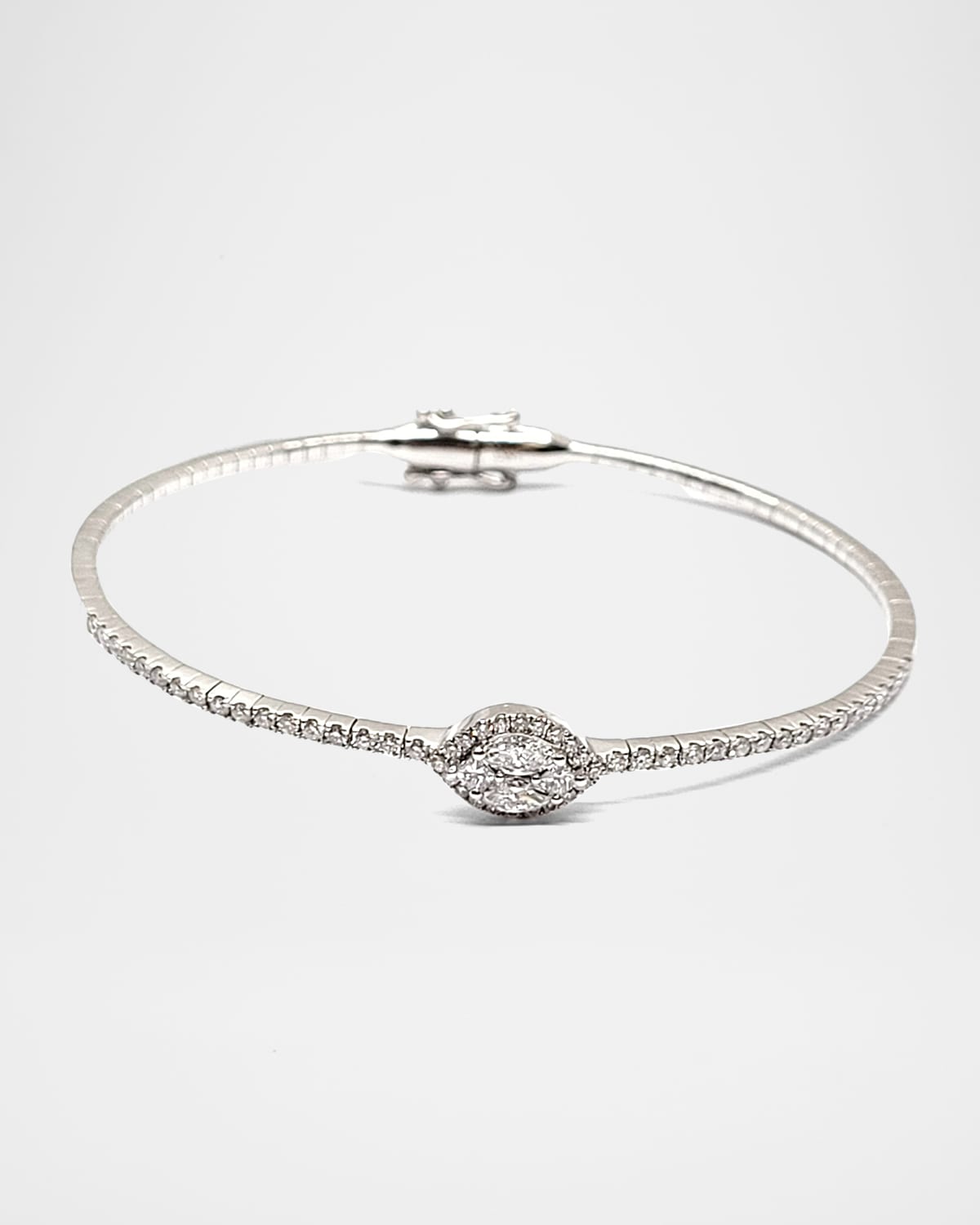 18K White Gold Diamond Bangle, 0.92tcw