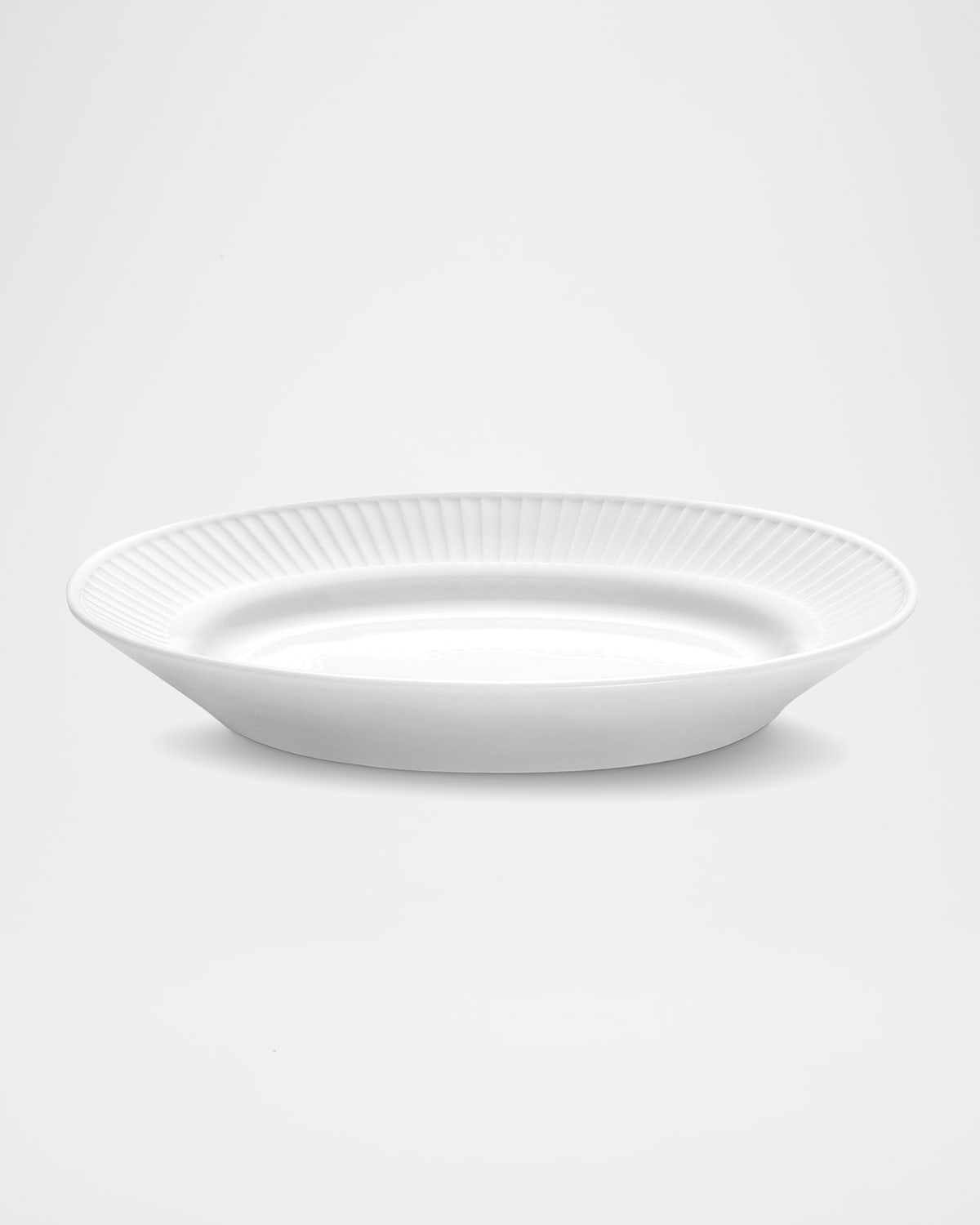 Pillivuyt Plisse Sauceboat Underplate In White