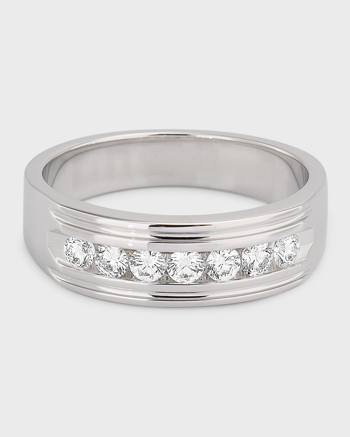 18K White Gold Round Diamond Wedding Band, Size 10
