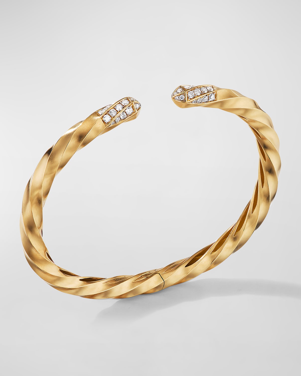 DAVID YURMAN CABLE EDGE OPEN BRACELET IN RECYCLED 18K GOLD WITH PAVE DIAMONDS