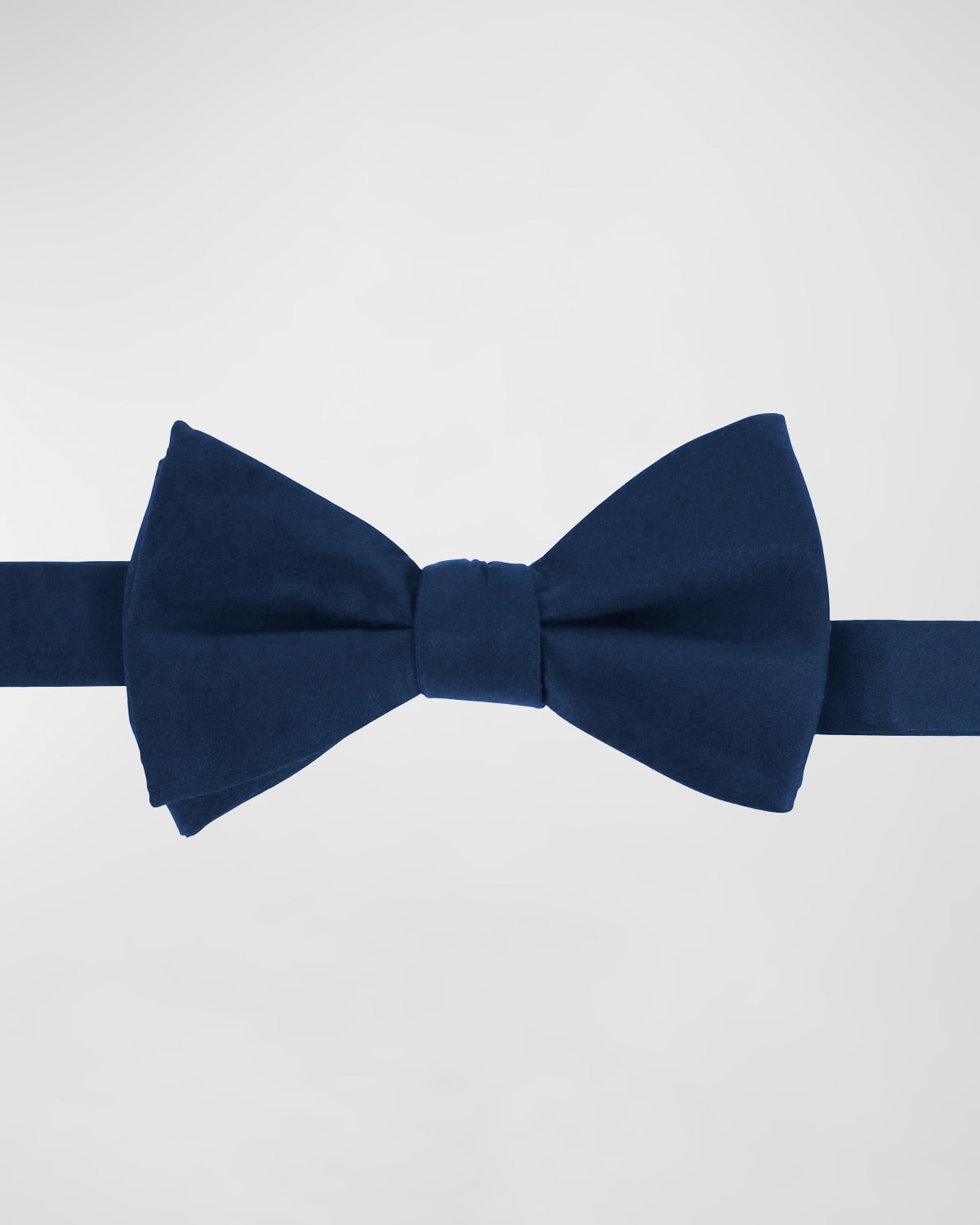 Shop Trafalgar Men's Sutton Silk Bow Tie In Navy