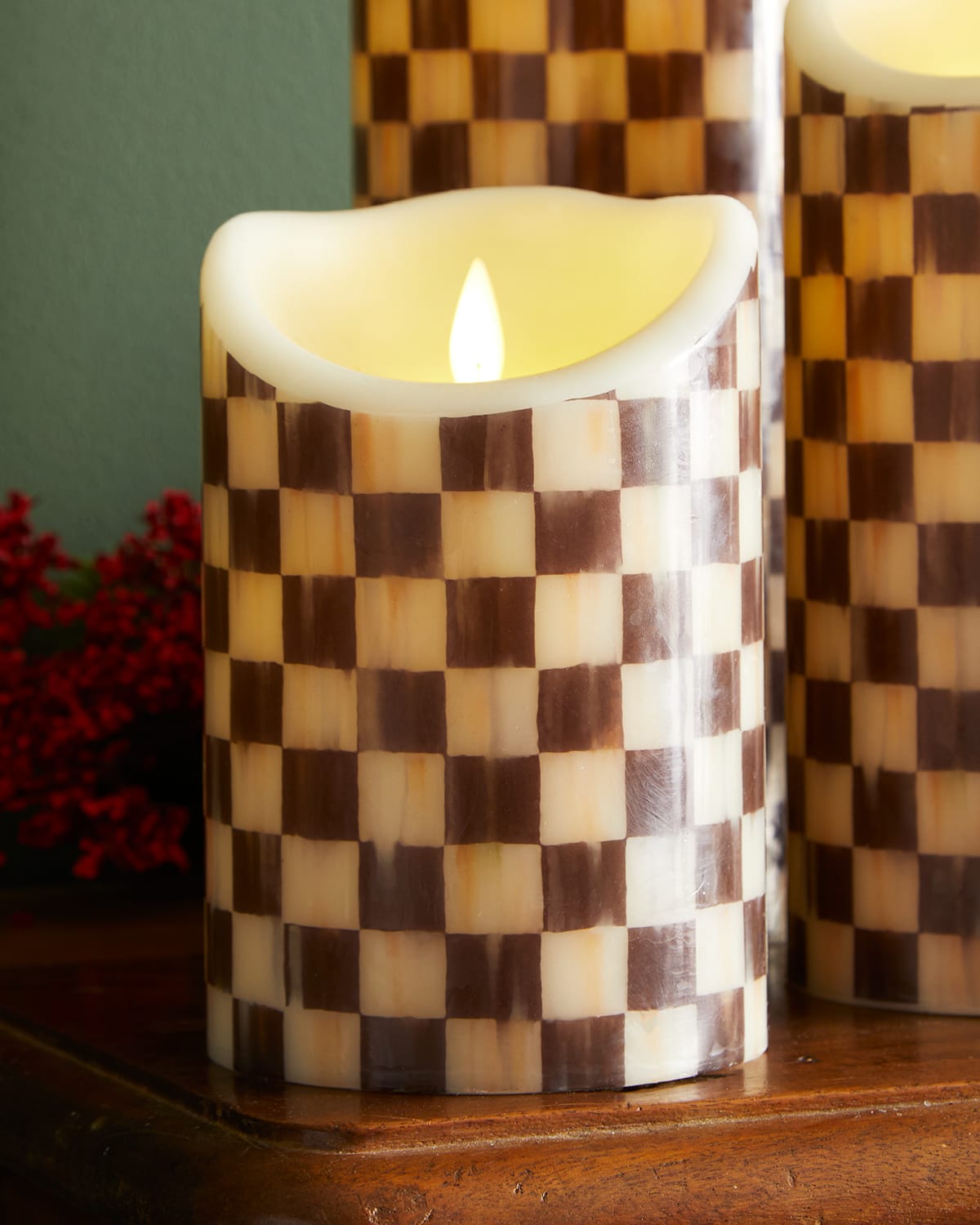 Mackenzie-childs 6" Courtly Check Flicker Pillar