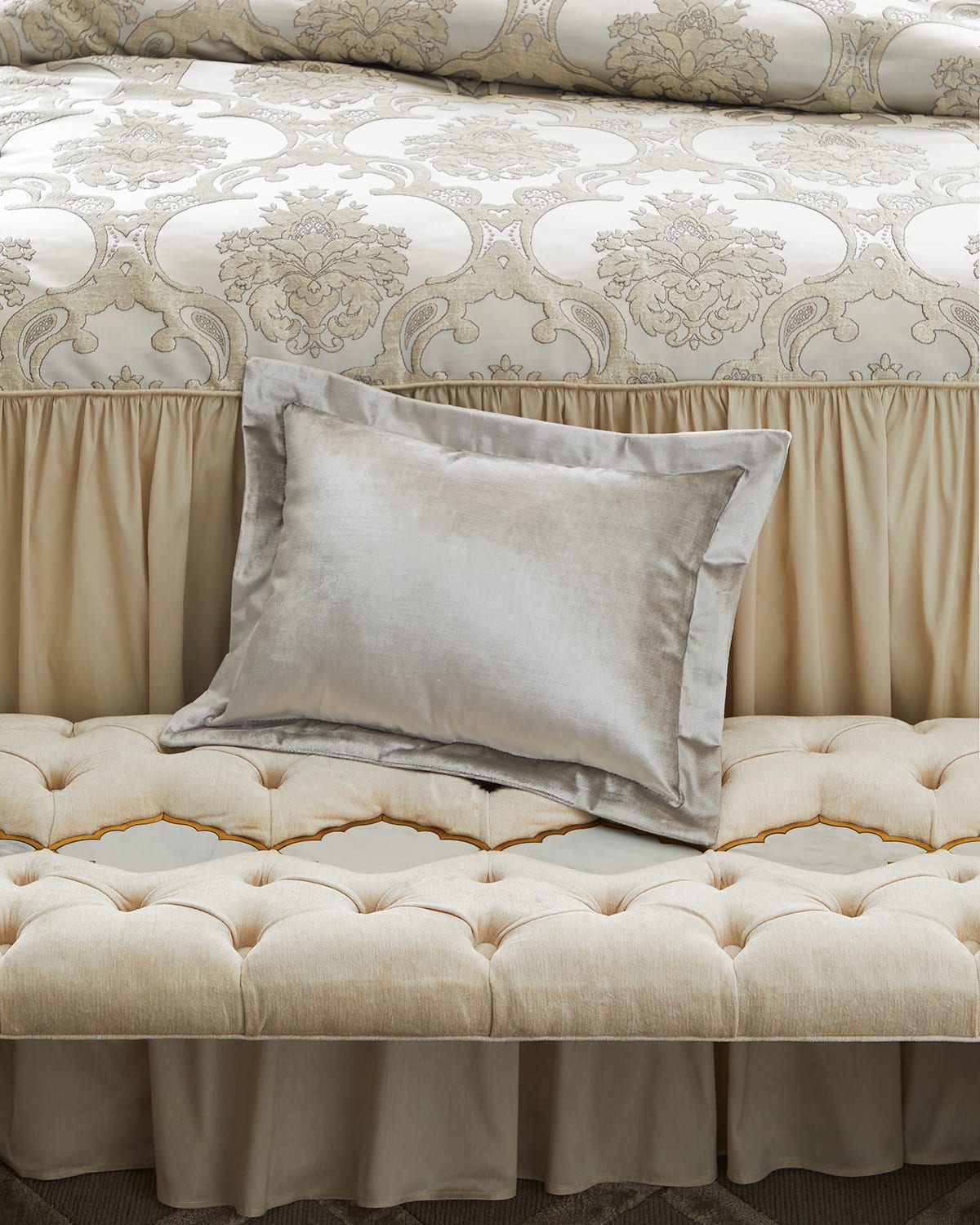 AUSTIN HORN COLLECTION ELIZABETH BOUDOIR PILLOW, 13" X 18" 