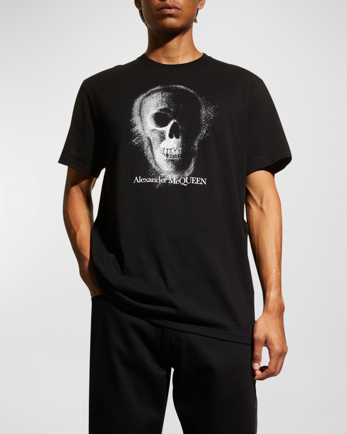 veiligheid Herziening Onderzoek het Alexander McQueen Men's Spray Skull T-Shirt | Smart Closet