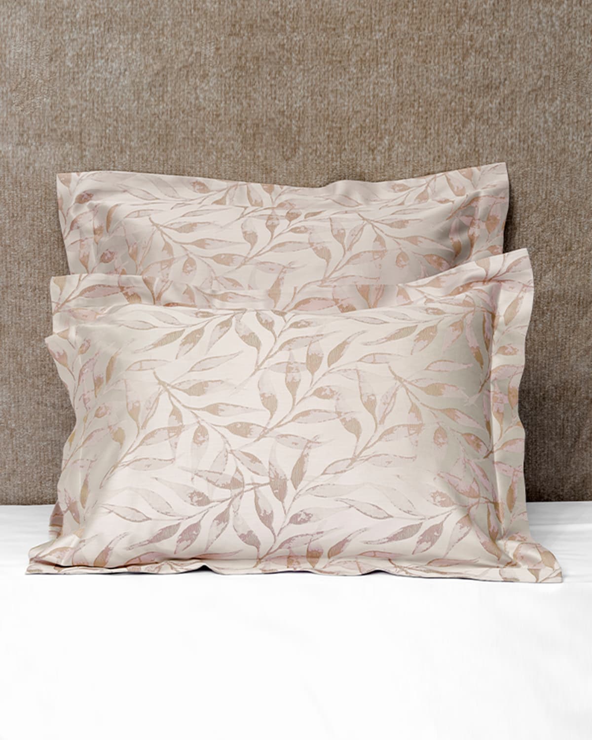 Signoria Firenze Argentario 500 Thread Count Jacquard Standard Sham