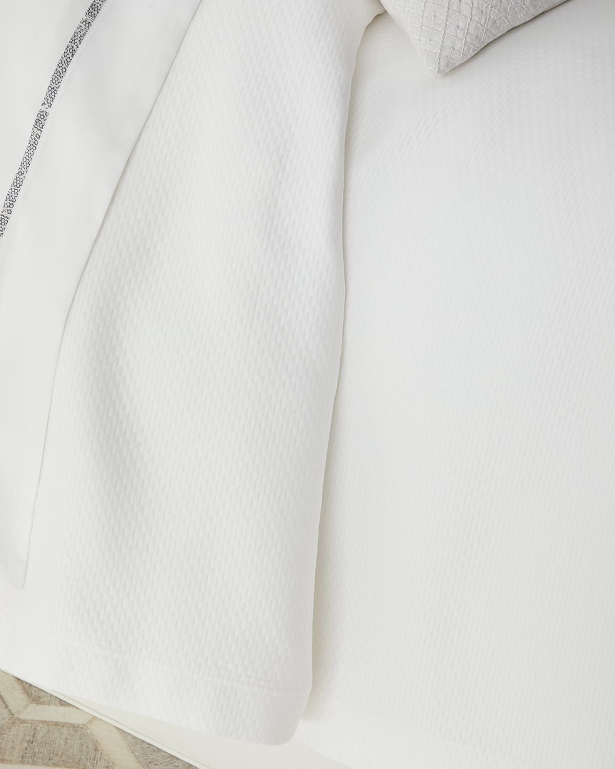 Sferra Perrio Coverlet, Full/queen In White