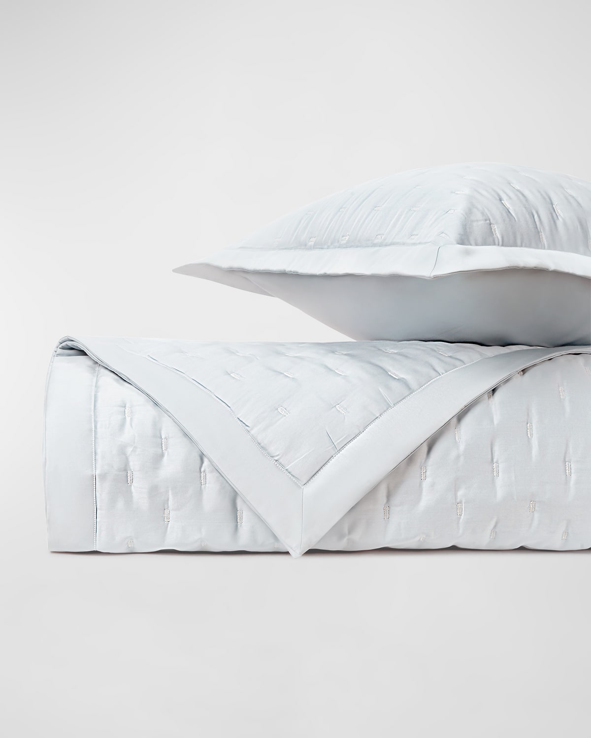 Home Treasures Fil Coupe Quilting Coverlet And Shams - Queen In White