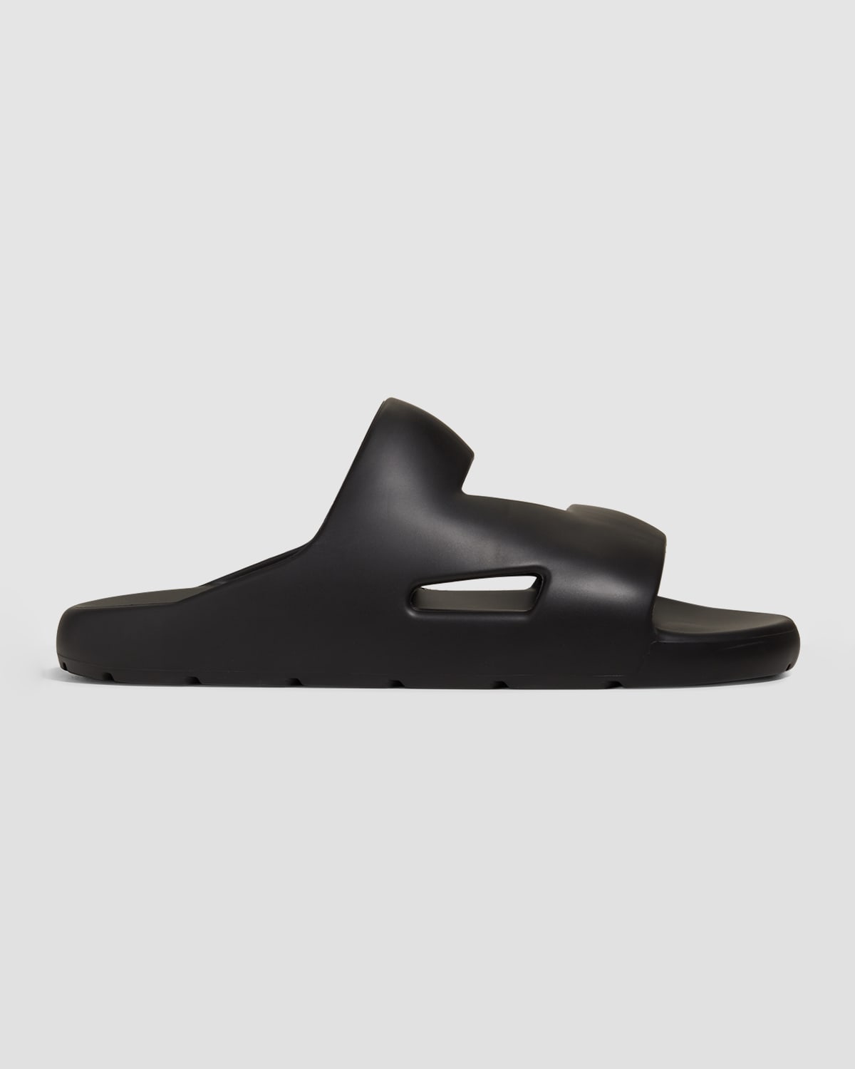 BOTTEGA VENETA MEN'S RUBBER SLIDE SANDALS