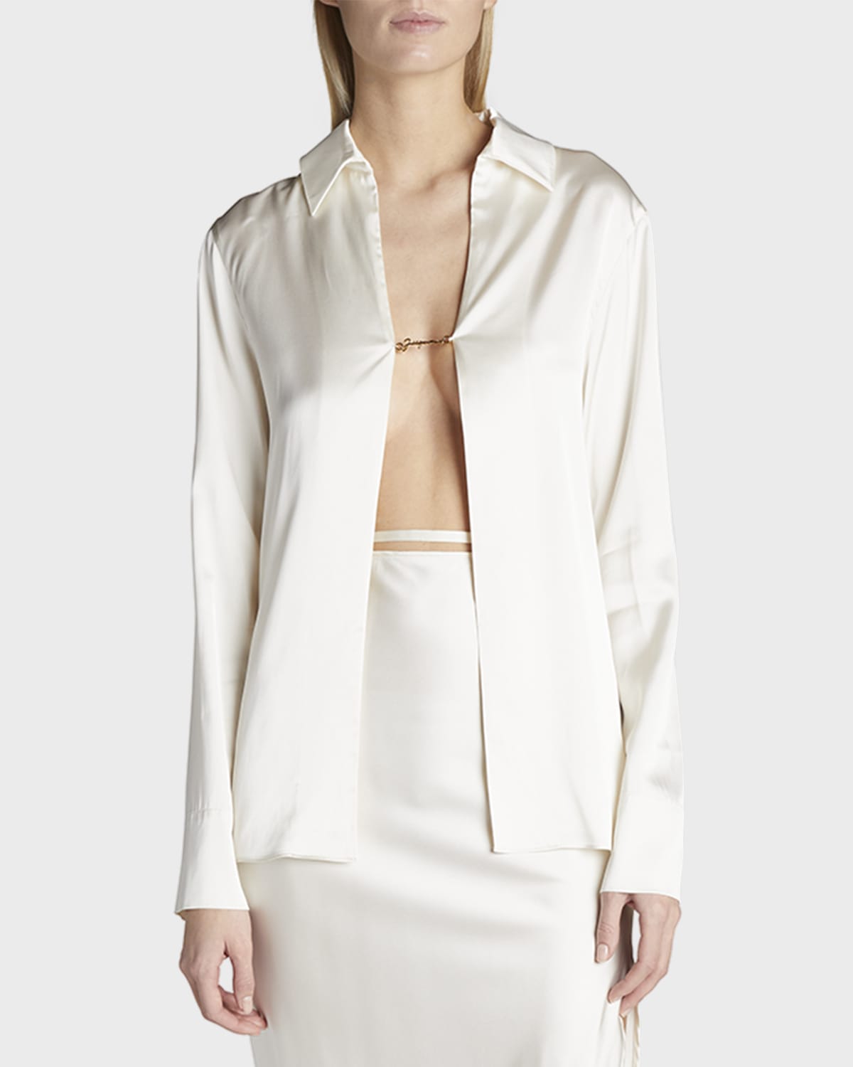 Jacquemus La Chemise Notte Logo Charm Open Front Stretch Satin Blouse In White
