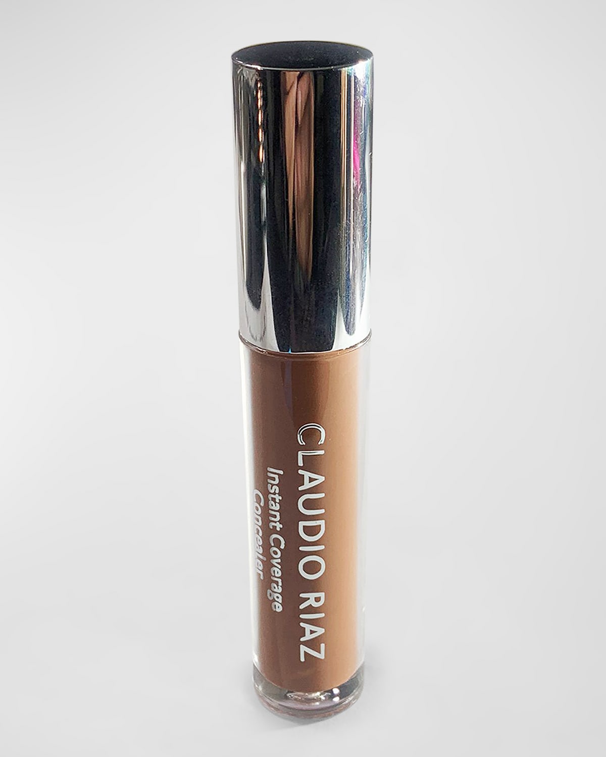 Claudio Riaz Concealer