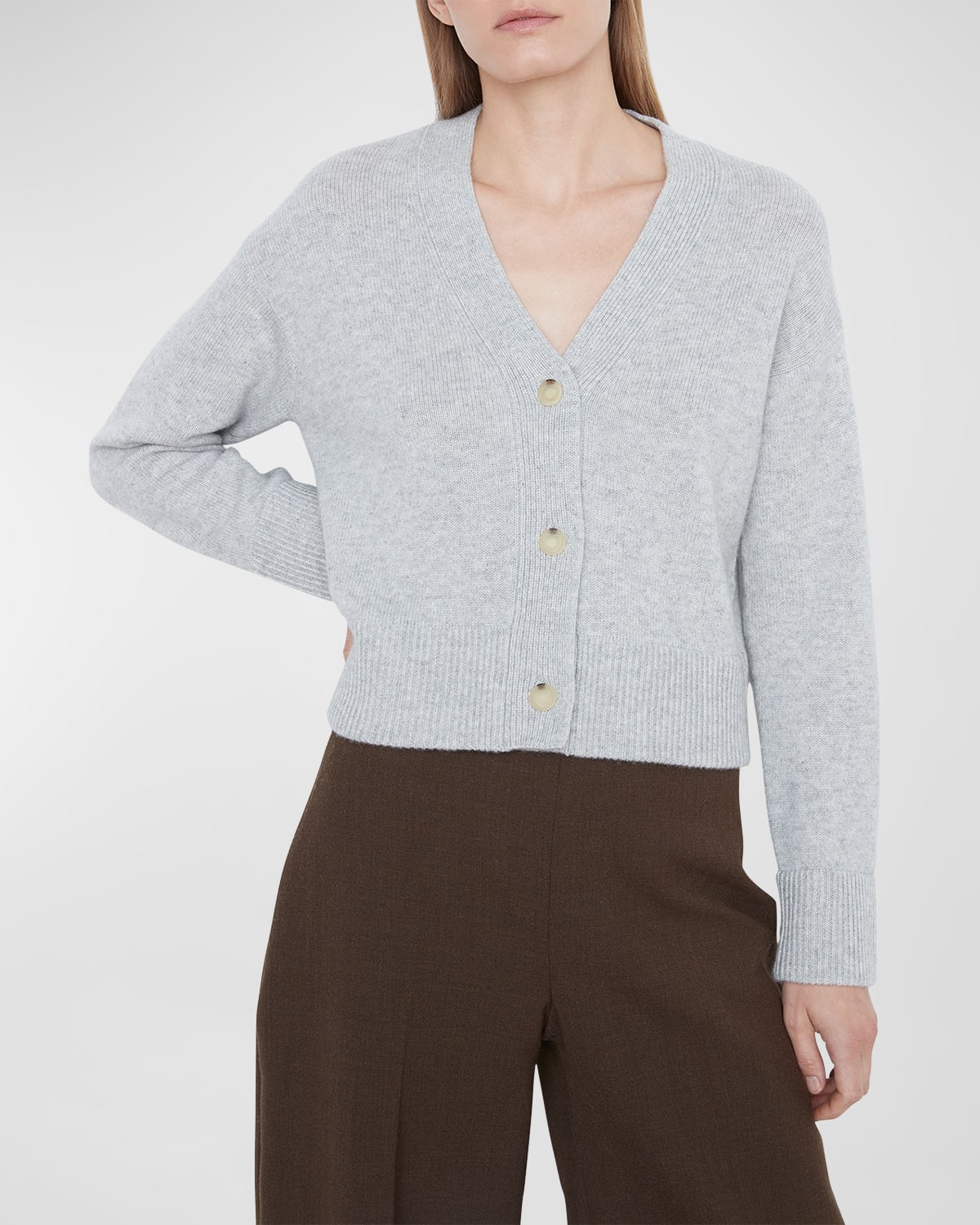 Vince Wool-cashmere Boxy V-neck Cardigan In Soft Grey