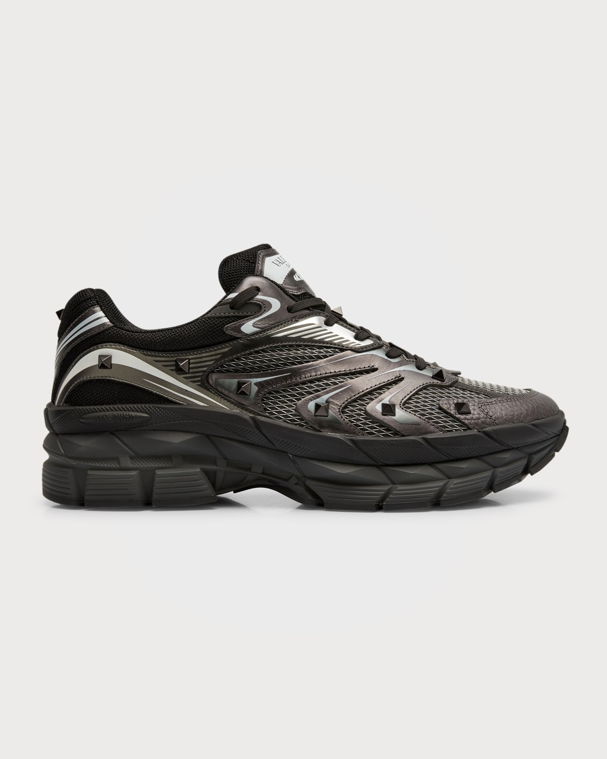 Valentino Garavani Leather Sneakers With Textured Rubber Elements In Nero/graphite/arg