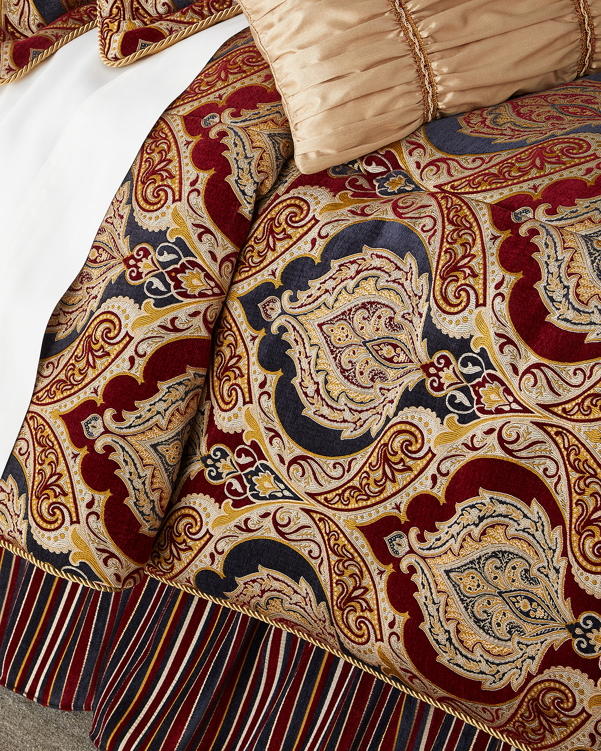 Austin Horn Collection 3-piece Cantori Queen Comforter Set In Multi