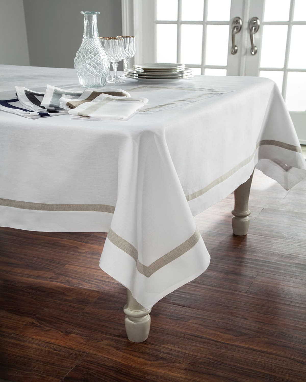 Home Treasures Fino Linen Tablecloth, 72" X 108" In White