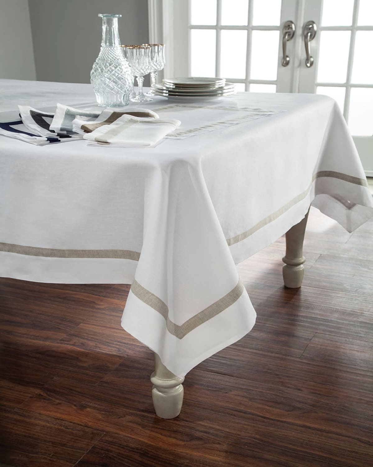 Home Treasures Fino Linen Tablecloth, 72" X 126" In White