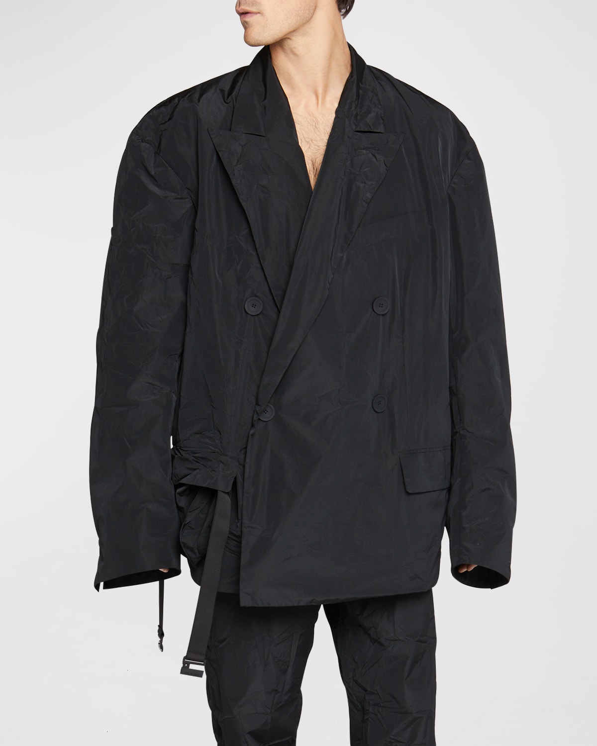 Balenciaga Men's Oversized Packable Taffeta Jacket In Noir