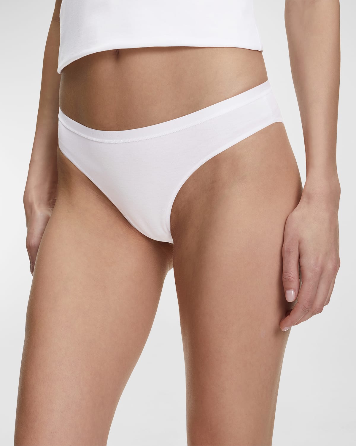 Falke Thermal Stretch Briefs In White