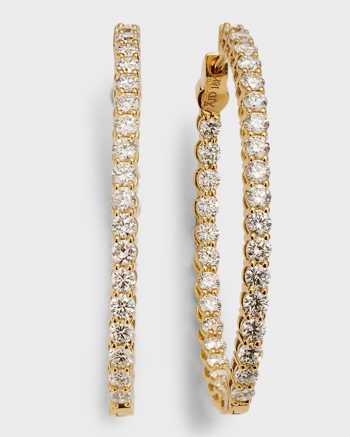 18K Yellow Gold Round Diamond GH/SI Medium Oval Hoop Earrings