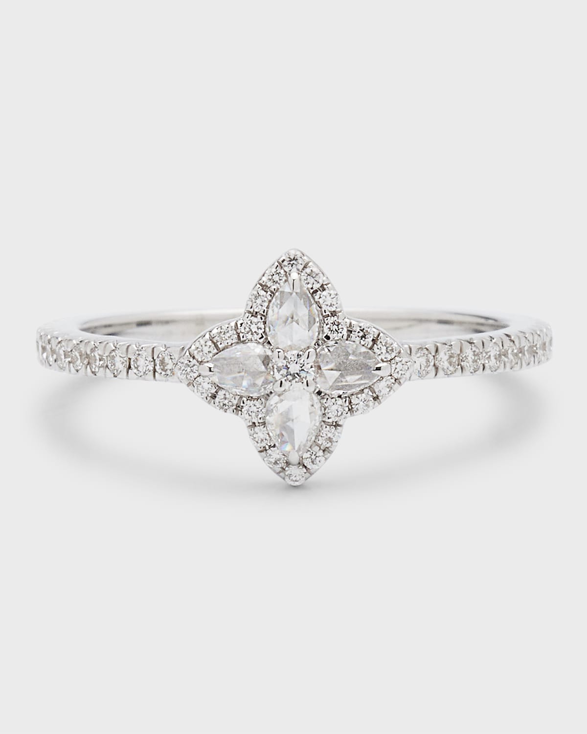 64 Facets 18k White Gold Blossom Motif Diamond Ring In Metallic