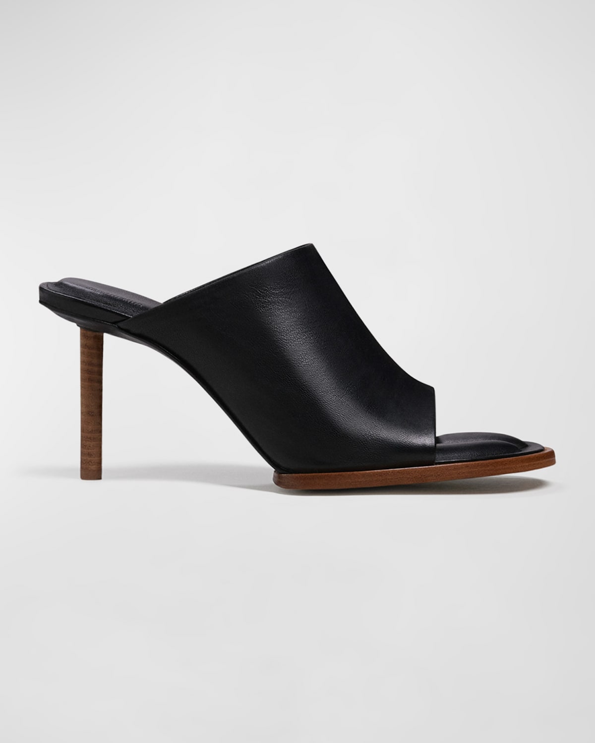 Jacquemus Stiletto Heel Leather Open Toe Mules In Black