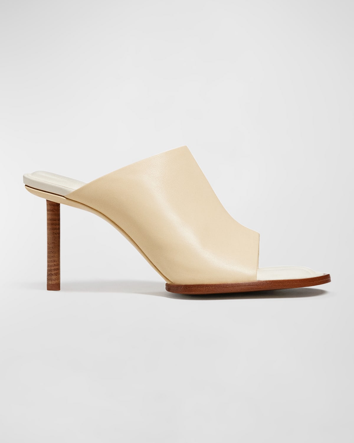 Jacquemus Les Mules Rond Carré Leather Slip-ons In Off White