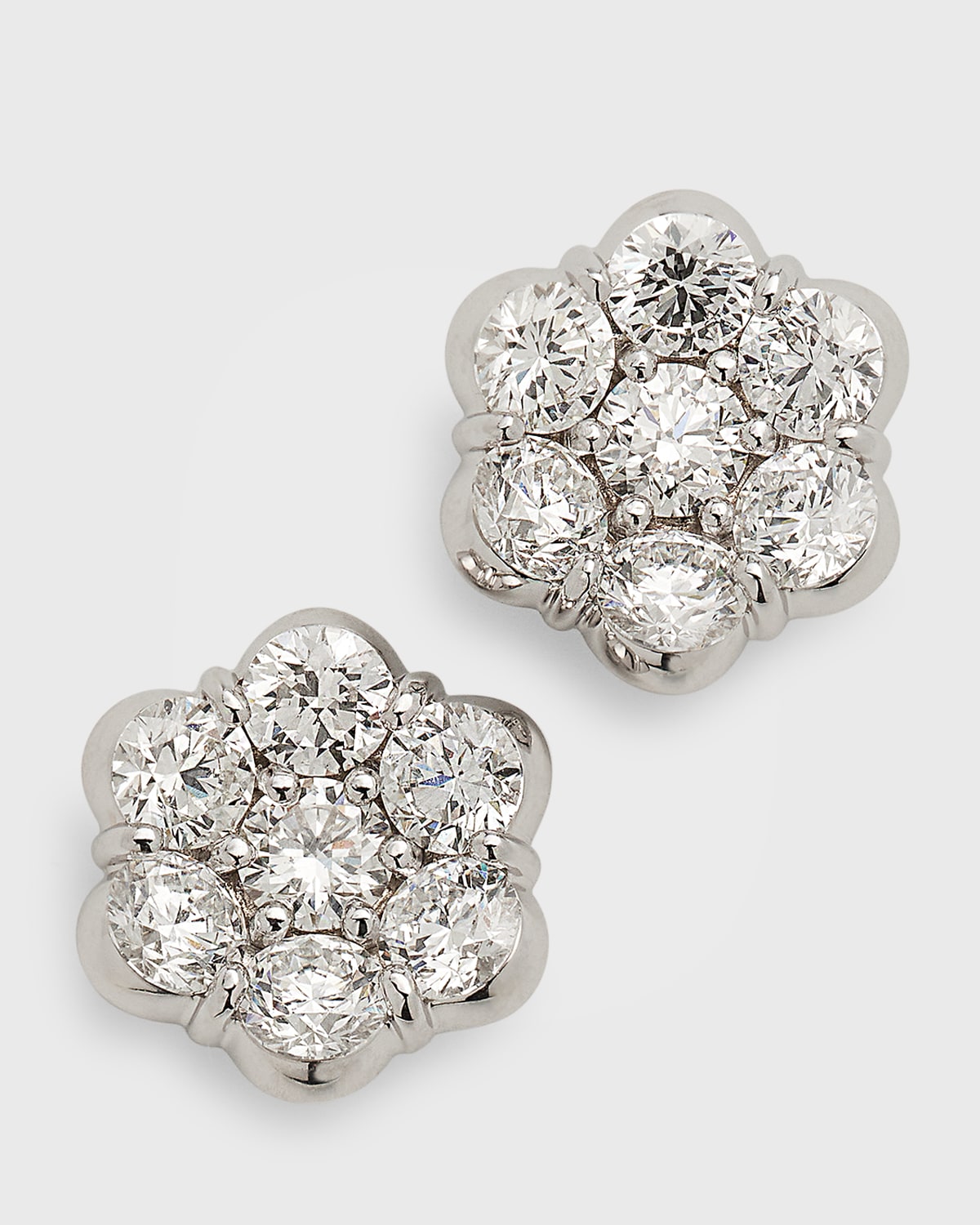 18k White Gold Floral Diamond Stud Earrings