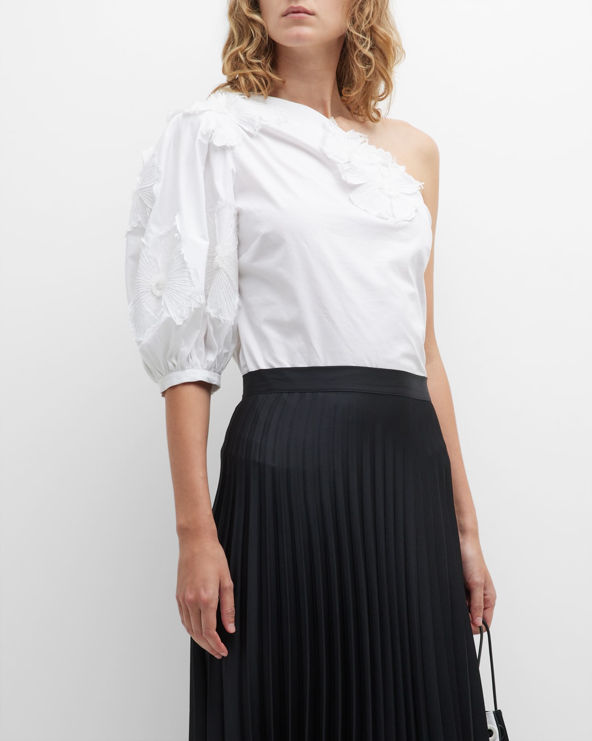 Natori One-shoulder Puff-sleeve Applique Top In White