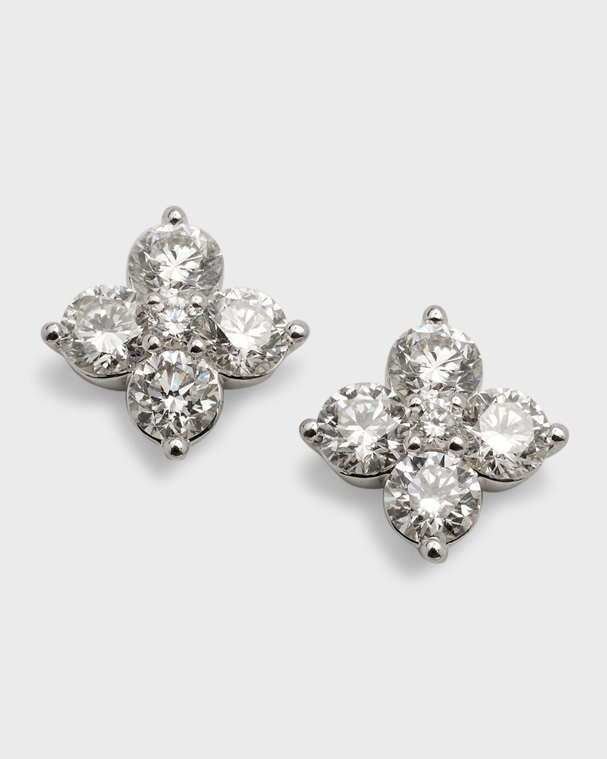 18K White Gold Round Diamond Flower Earrings